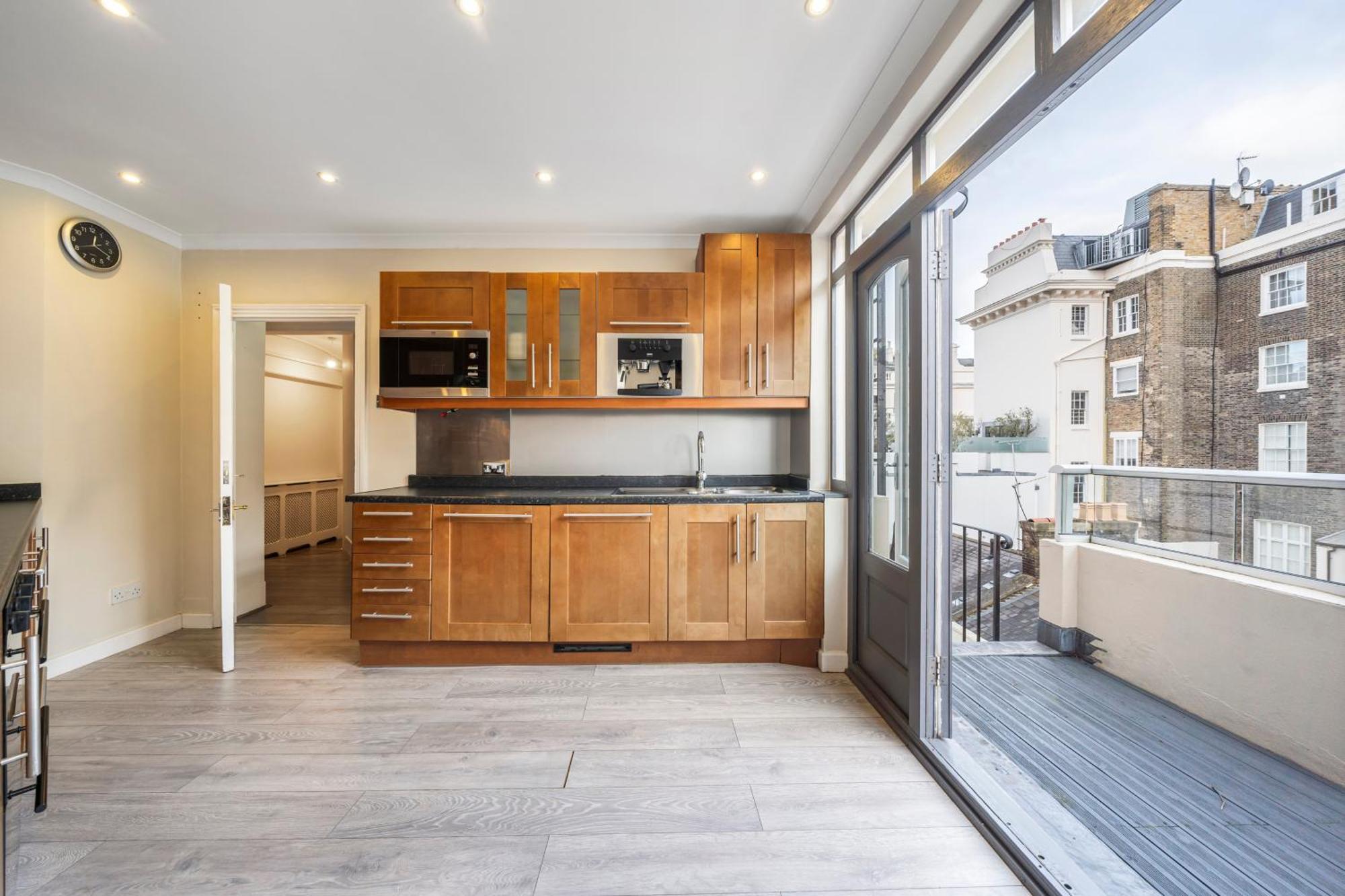 Apartment The Chesham Residences