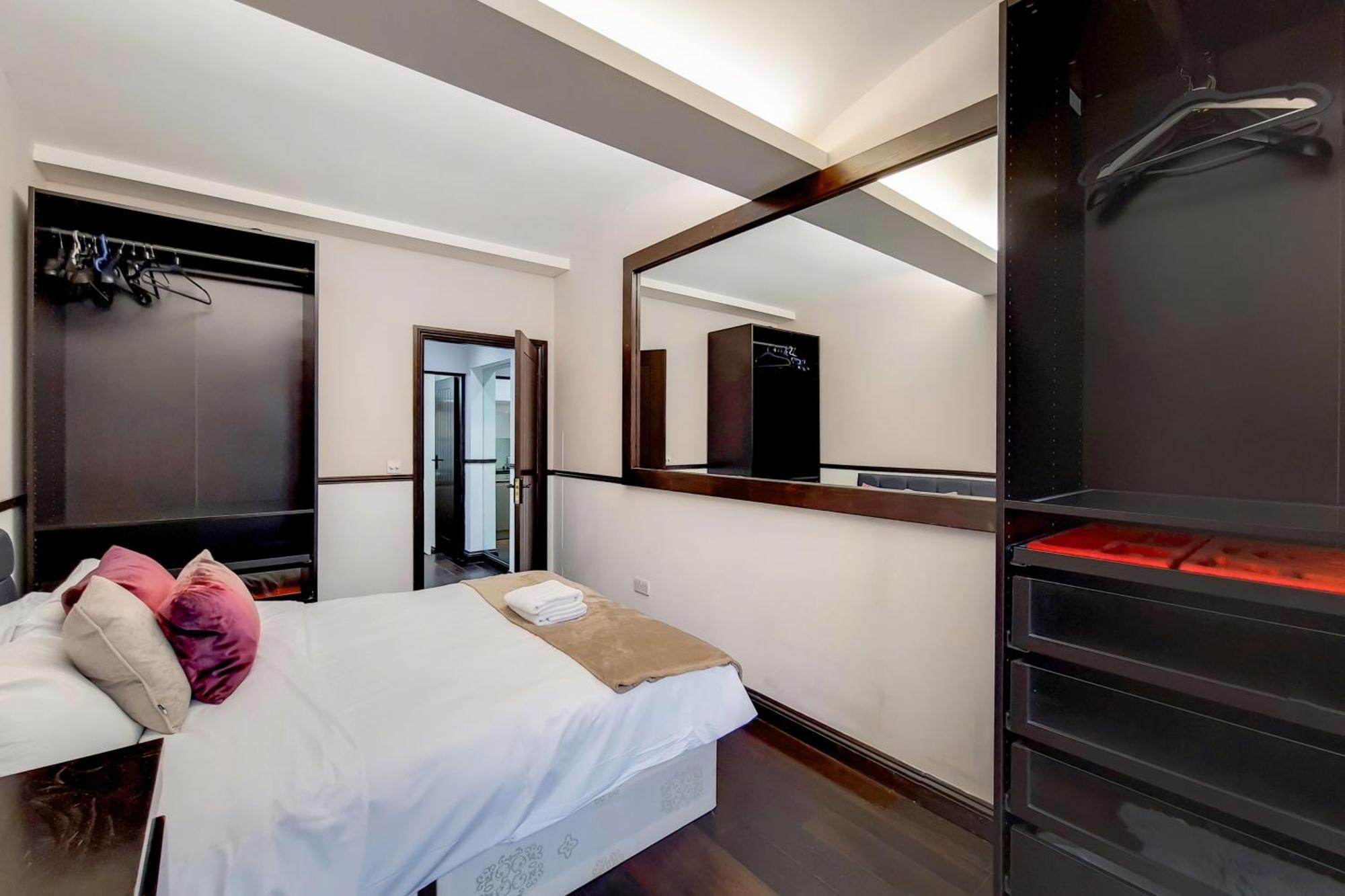 The Chesham Residences Appartamento